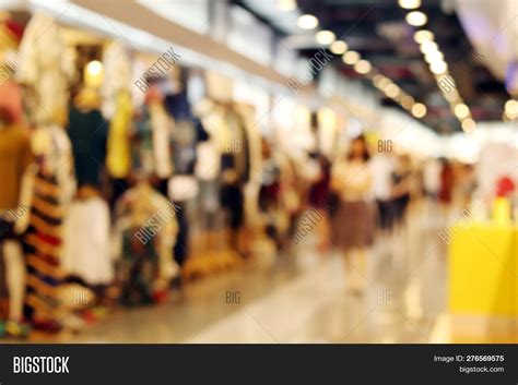 Clothing Shop 的图像结果