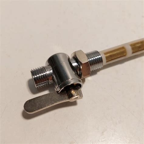Triumph Benzinhahn mit Rohr 1/4-1/4" BSP. mit Rohr. Norton. Triumph ...