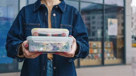 Hidden chemicals in household plastics are silently killing your heart ...