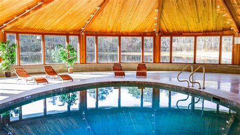 pool house airbnb near me