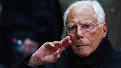 Giorgio Armani: "Altri due o tre anni poi mi ritiro. Il mio rimpianto ...