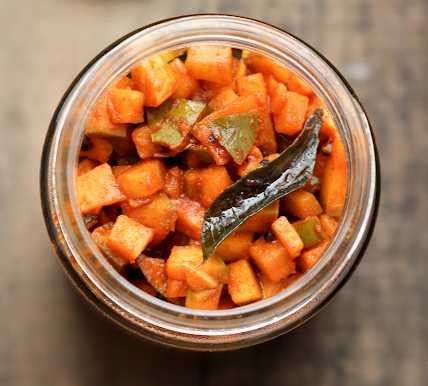Kaduku Manga Achar / Kerala Mango Pickle | Ruchikoottu - Pachakam