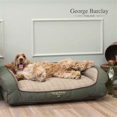George Barclay Country Dog Sofa Bed - Olive Green – Wiggle and Wag