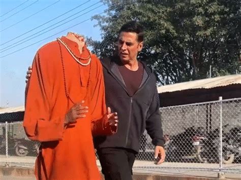 Akshay Kumar & Priyadarshan Reunite for Bhoot Bangla | Bollywood Comedy ...