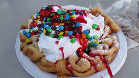 Cake Six Flags 的图像结果