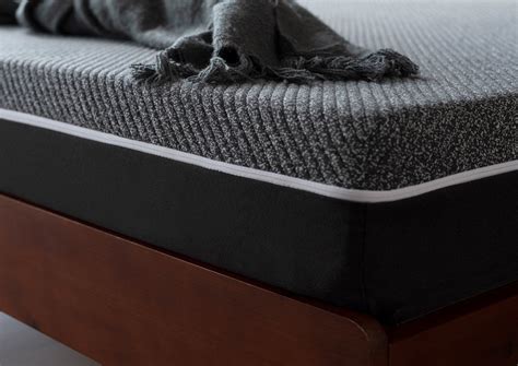 Sleepyhead Laxe - 100% Natural Pincore Latex King Sized Mattress — Sleepbee