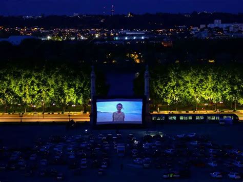 Drive-in cinemas are back in vogue during COVID-19 crisis - Drive-in ...