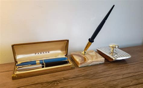 My Personal Desk Set : r/fountainpens