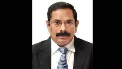Resolve complaints from public in timely manner, CS directs officials ...