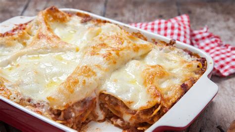 Sale > best size for lasagna pan > in stock