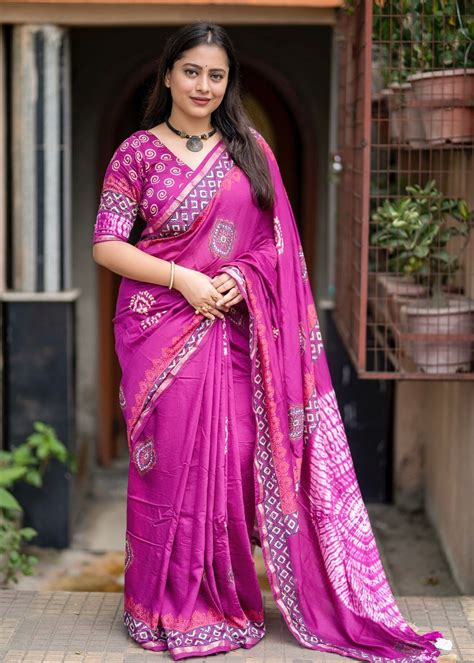 ajrakh X shibori. – Akruti Sarees