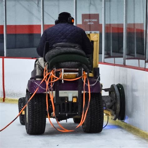 Breakaway Ice Tewksbury