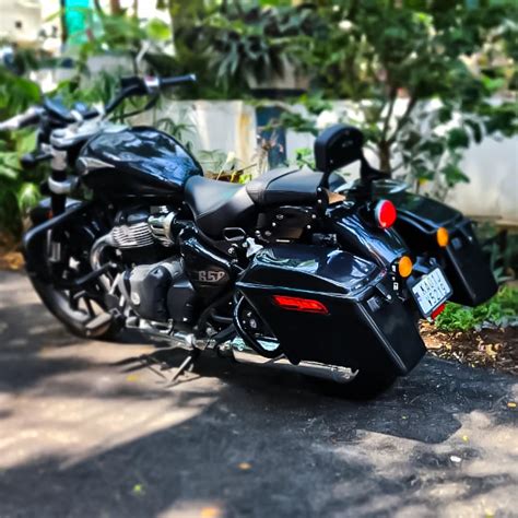 Super Meteor 650 - Retro Side Panniers