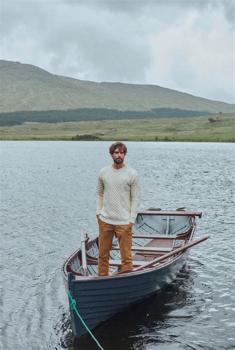 Éireann Mens Traditional Aran Supersoft Sweater - Cream