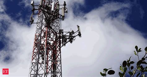 agr dues: SC questions spectrum sale by ailing telcos, asks govt how it ...