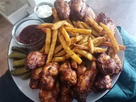 Red hot chicken wings and spicy fries : r/UK_Food