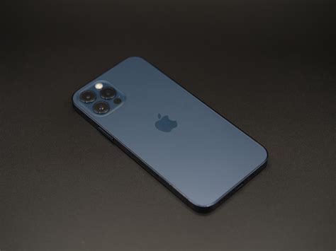iPhone 12 Pro Blue Color 的图像结果