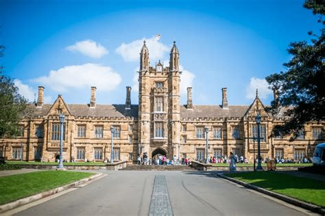 澳洲留学：双学位和双专业的区别及选择建议