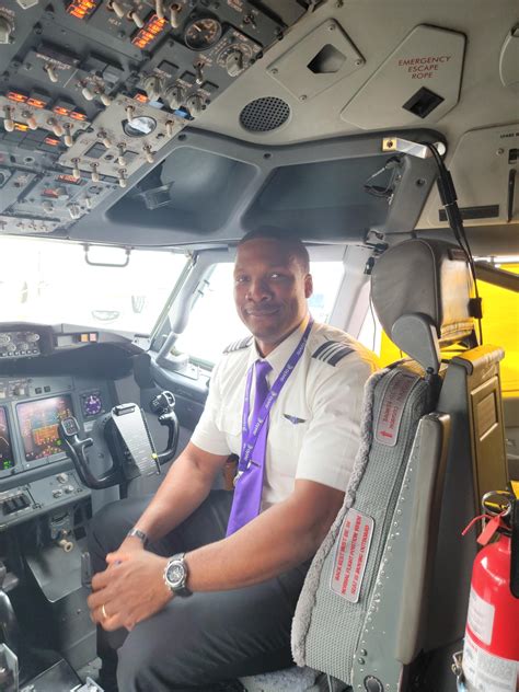 Avelo Airline Pilot at Ella Byatt blog