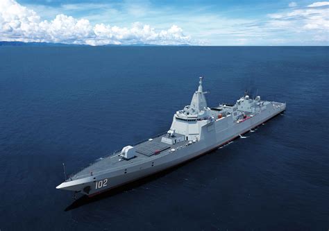 万吨级驱逐舰南昌舰在山东青岛正式入列-香港商報