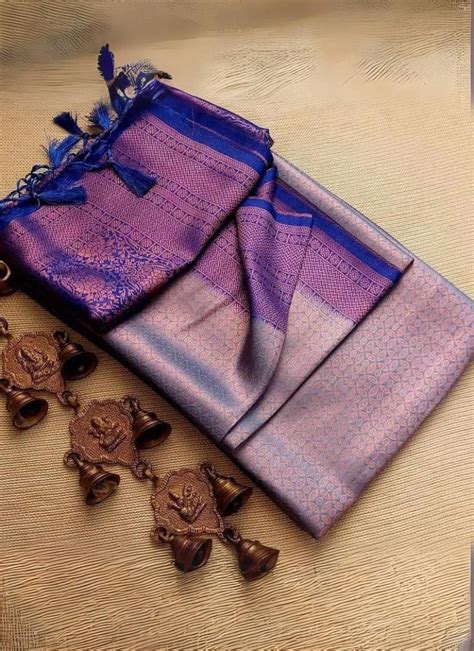 Capricious Grey Kanjivaram Silk Saree With Deserving Blouse Piece ...