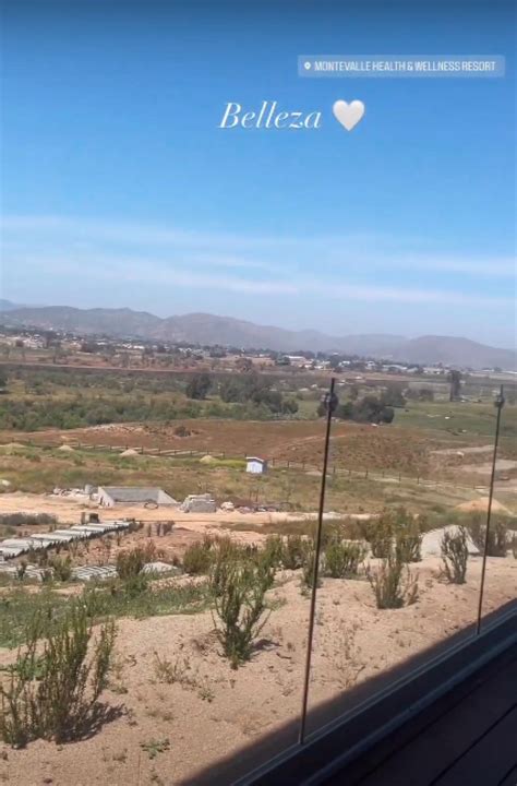 Kristen Medina disfruta de las maravillas de Montevalle Health & Wellness Resort en Valle de ...