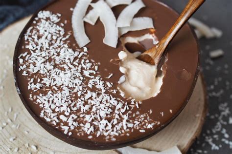 Low-Carb Bounty-Bowl {zuckerfrei & proteinreich} - Wiewowasistgut