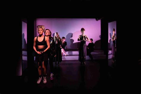 Theater Review | The Singing Sphere | OpeningNight.Online