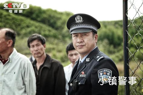 开播 |《小镇警事》登陆CCTV8 轻喜剧再现新农村警民二三事