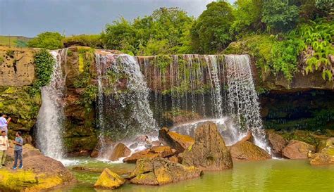 26 Amazing Waterfalls in Meghalaya for Your Bucket List
