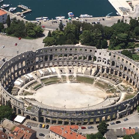 Amphitheatre de Pula - Tripadvisor