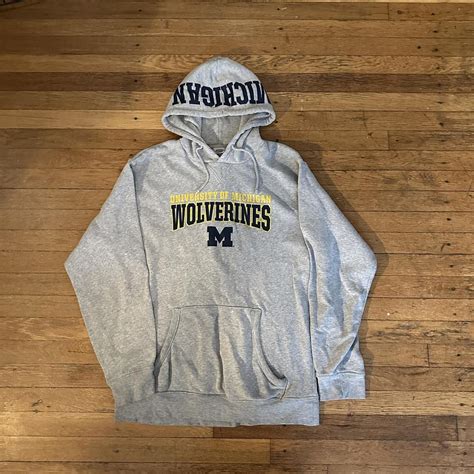 Y2K University of Michigan hoodie. Size large - Depop
