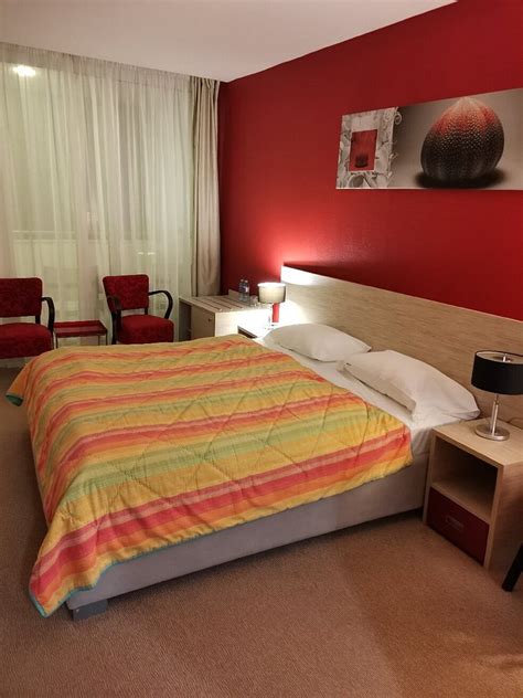 HOTEL OTRANT (Ulcinj) - Hotel Reviews & Photos - Tripadvisor