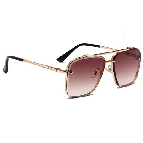 10 Of The Most Stylish Eyeglasses In 2023