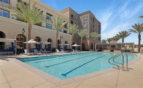 Town Square at Wagon Wheel - Apartments in Oxnard, CA