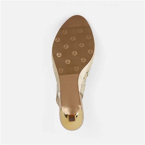 Buy Mochi Women Gold Ethnic Sandals Online | SKU: 35-2084-15-36 – Mochi ...