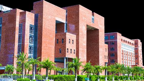 CGC University Campus Facilities – Infrastructure, Labs & Amenities