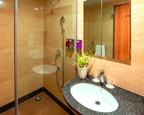 Best Luxury Hotel in Pune | Tip Top Hotel Hinjewadi, Pune