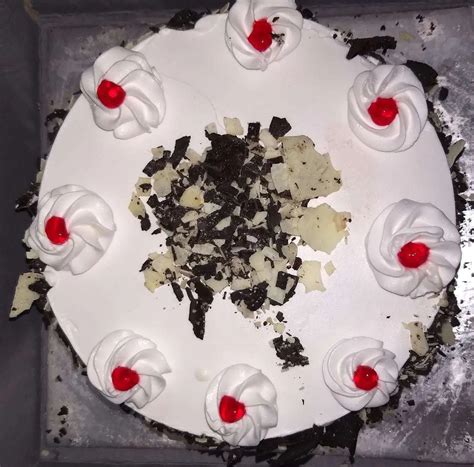 Cakey 'N' Bakey, Rangbari order online - Zomato