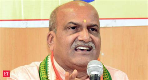 Narendra Modi: Muthalik's 'dog remark' on Gauri Lankesh murder case ...