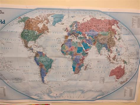 Accurate Map of Earth 的图像结果