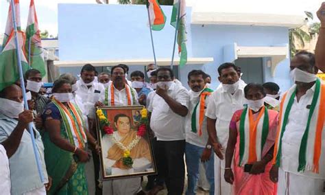 Demonstration by Congress parties | நெல்லை மாவட்டத்தில் காங்கிரஸ் ...