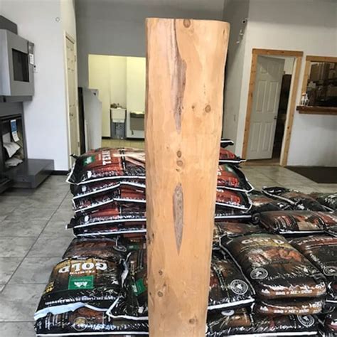 Rustic Log Shelf 的图像结果