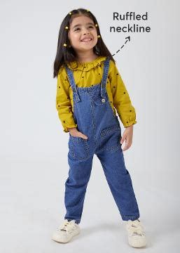 Shop Online 2-Pc Polka Dot T-shirt & Dungaree at ₹739