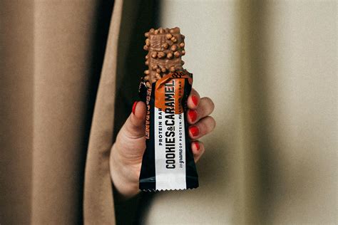 Barebells tasty-looking Cookies & Caramel Barebells Protein Bar