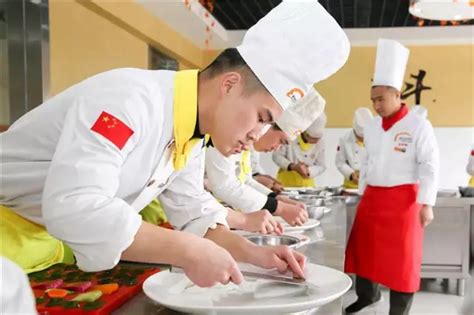 初高中学生学烹饪去哪个学校好_行业新闻_陕西新东方烹饪学校