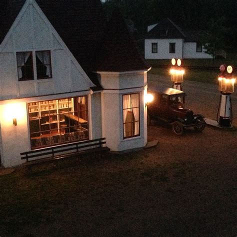 HOTEL CHATEAU ALBERT (Bertrand) - Hotel Reviews, Photos, Rate ...