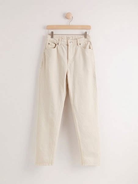 BETTY High Waist ljusbeige jeans | Lindex