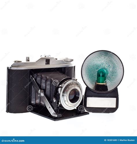 Old Flash Camera Vector Image 的图像结果