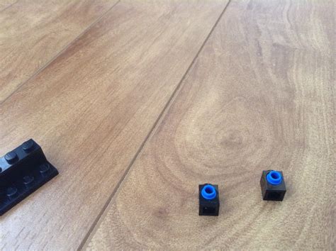 How to Build a LEGO Working TV 的图像结果